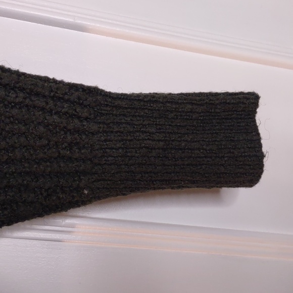 Misses XS hunter green cable knit sweater with Crew neck - Picture 4 of 6